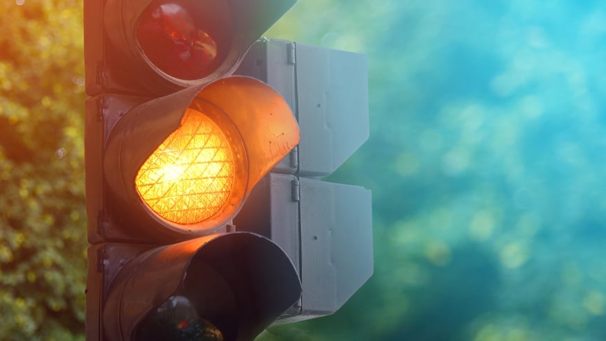 yellow-stoplight